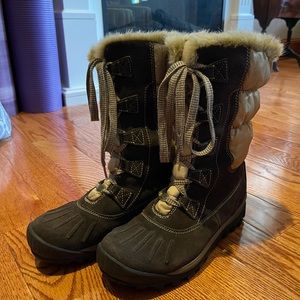 Timberland woman’s cold weather boots